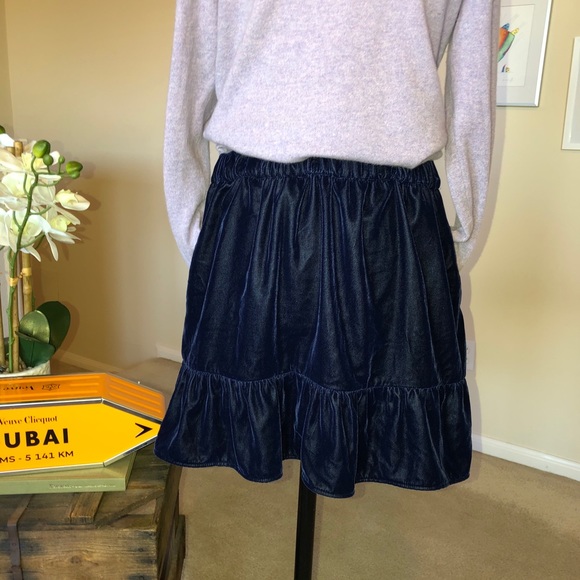 J CREW navy velvet mini skirt with ruffle hem NWOT - Picture 4 of 7